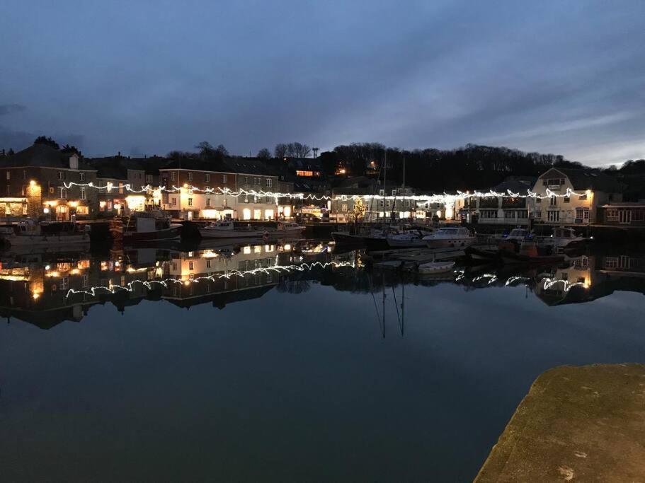 Trethvor House Ensuite Double Room With Free Parking In Quiet Residential Area Padstow Exteriér fotografie